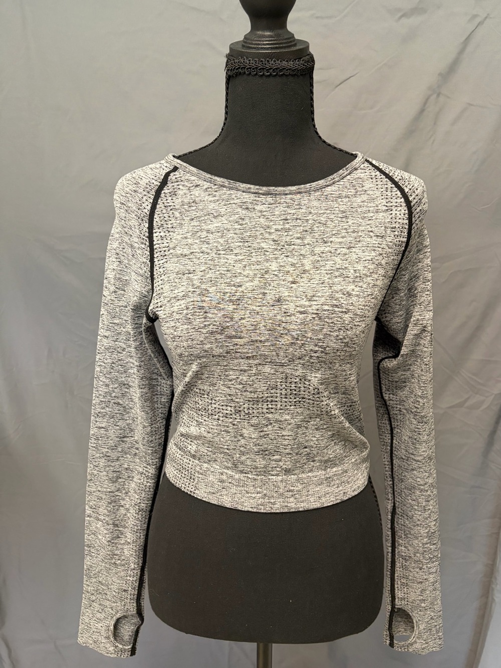 PINK Victoria's Secret Gray Marled Long-Sleeve Crop Sweatshirt